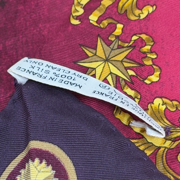 Hermes Luxurious Burgundy and Gold Scarf - Picture 5 of 8